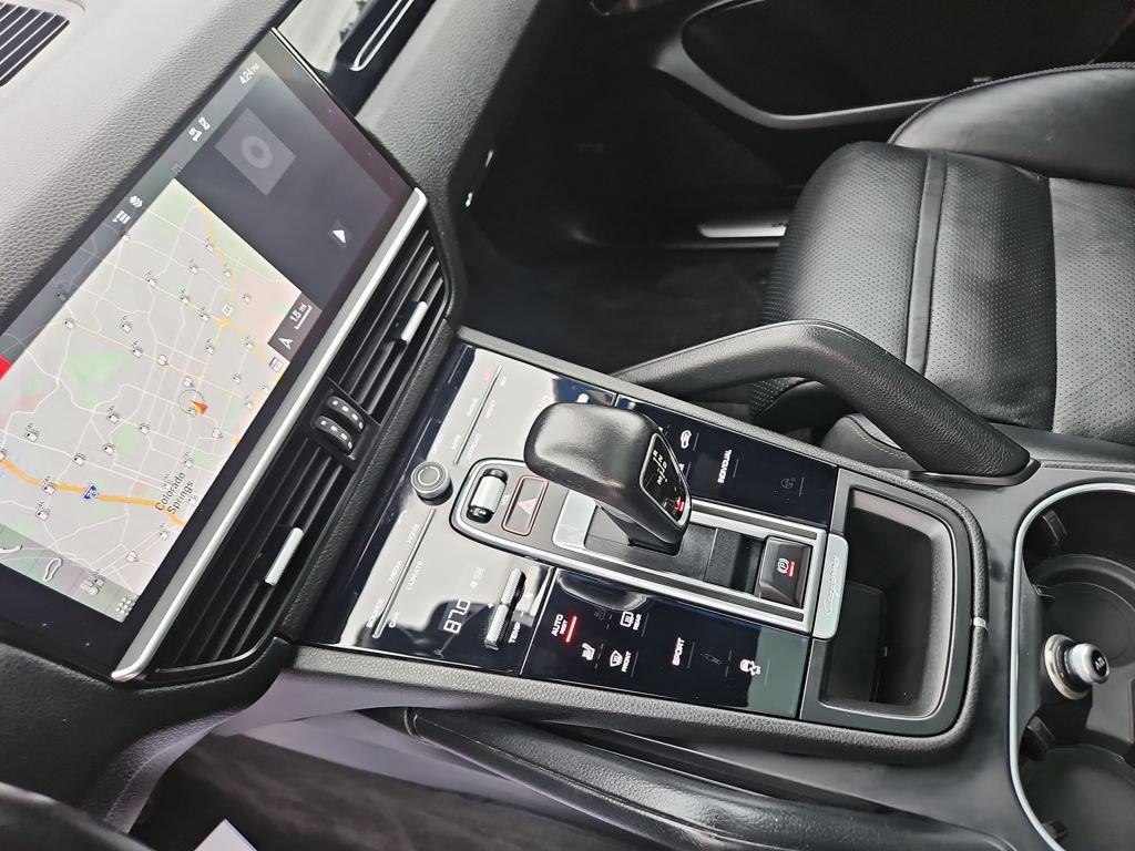 Used 2019 Porsche Cayenne AWD/4WD image 25