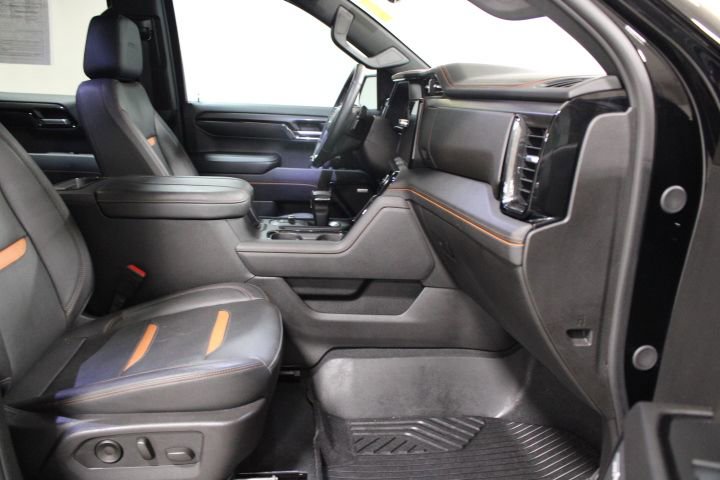 Used 2024 GMC Sierra 1500 AT4 w/ Technology Package image 20