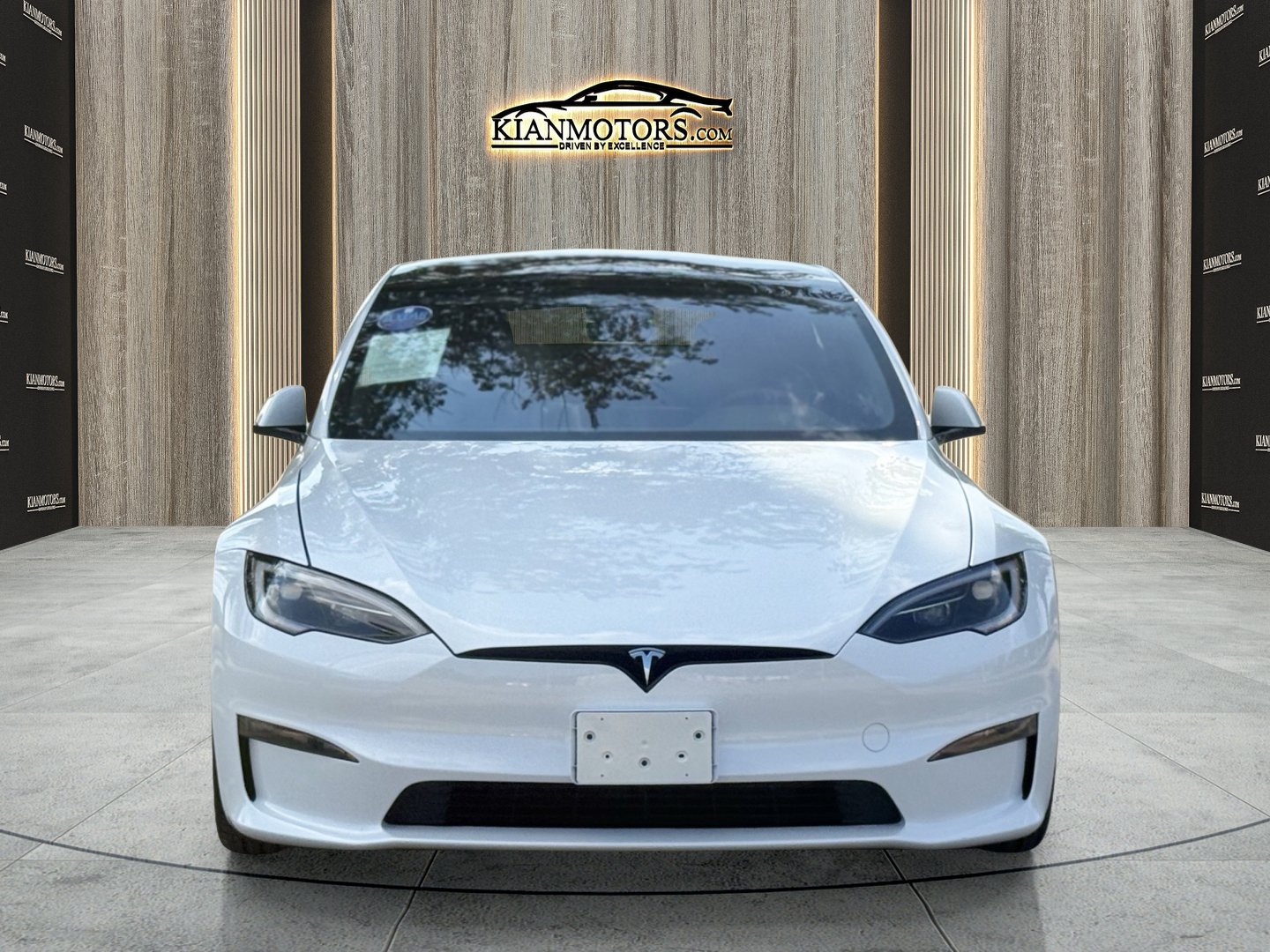 Used 2024 Tesla Model S AWD/4WD image 2