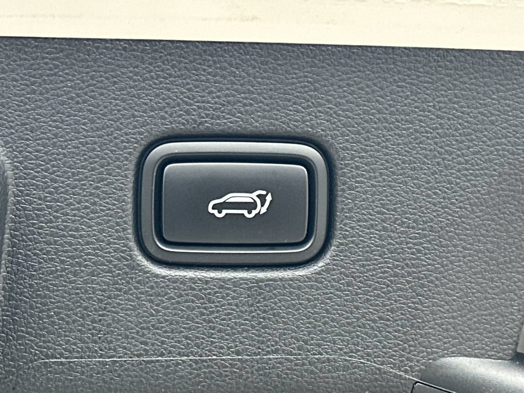 Certified 2026 Kia Sportage SX FWD image 19