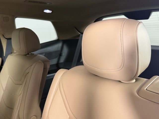 New 2025 Cadillac XT6 Premium Luxury w/ Platinum Package image 27