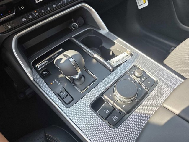 New 2025 MAZDA CX-70 Plug-In Hybrid w/ Premium Pkg image 15