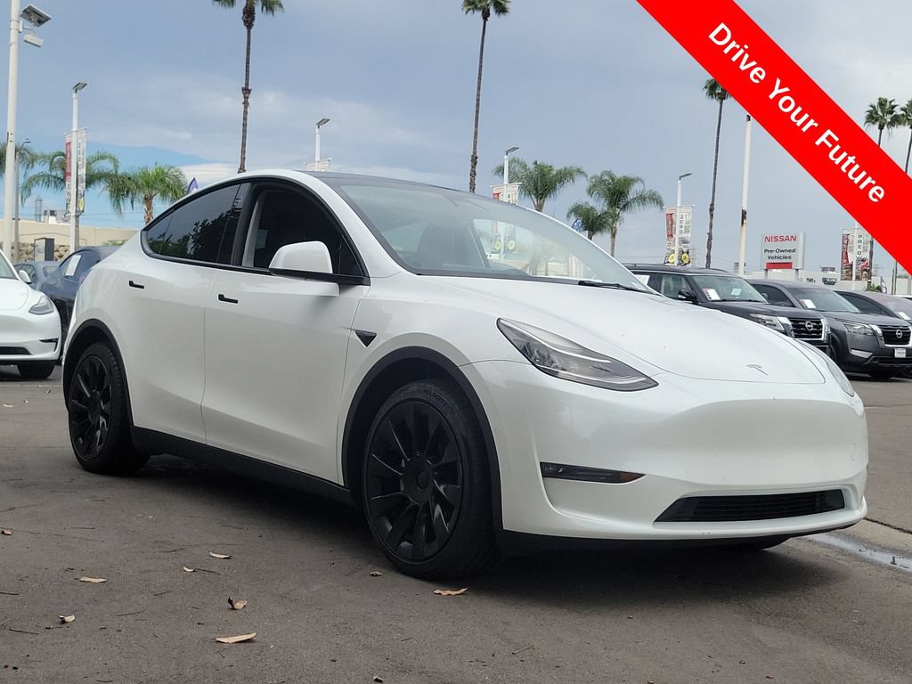 Used 2021 Tesla Model Y Long Range AWD/4WD image 29
