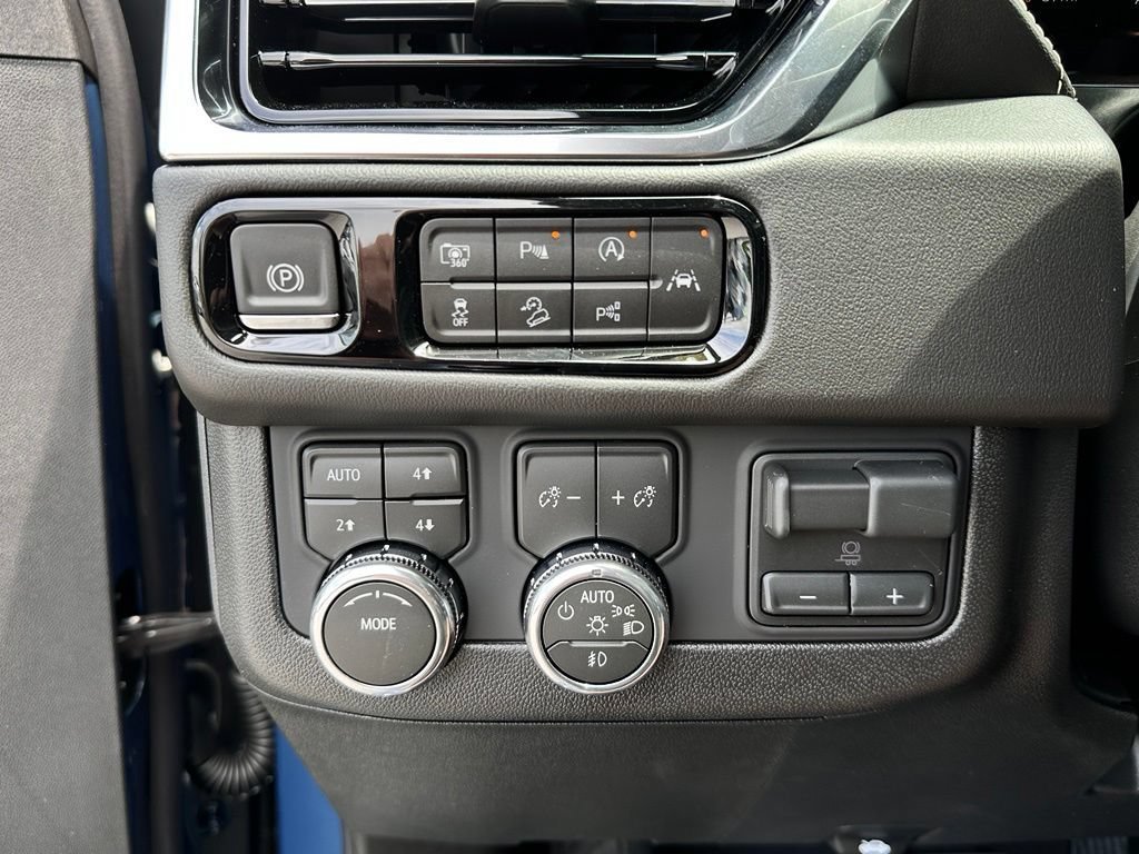 New 2026 GMC Yukon Elevation w/ Elevation Premium Package AWD/4WD image 33