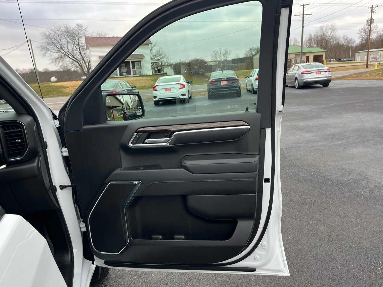 Used 2022 GMC Sierra 1500 Elevation image 25