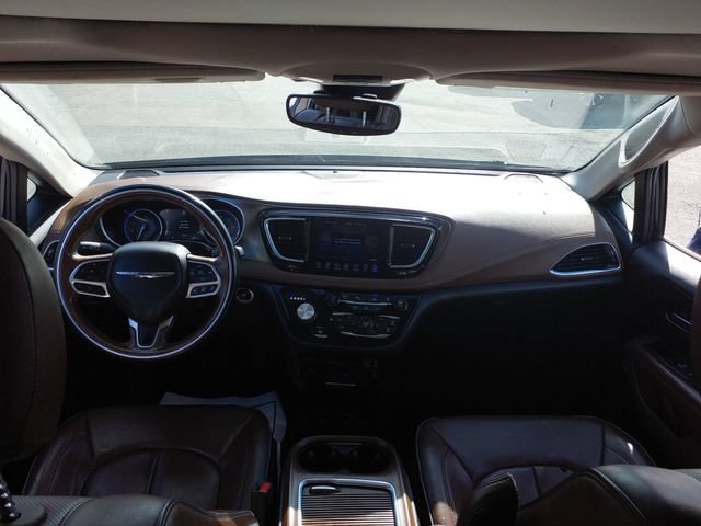 Used 2017 Chrysler Pacifica Limited w/ UConnect Theater Package FWD image 21