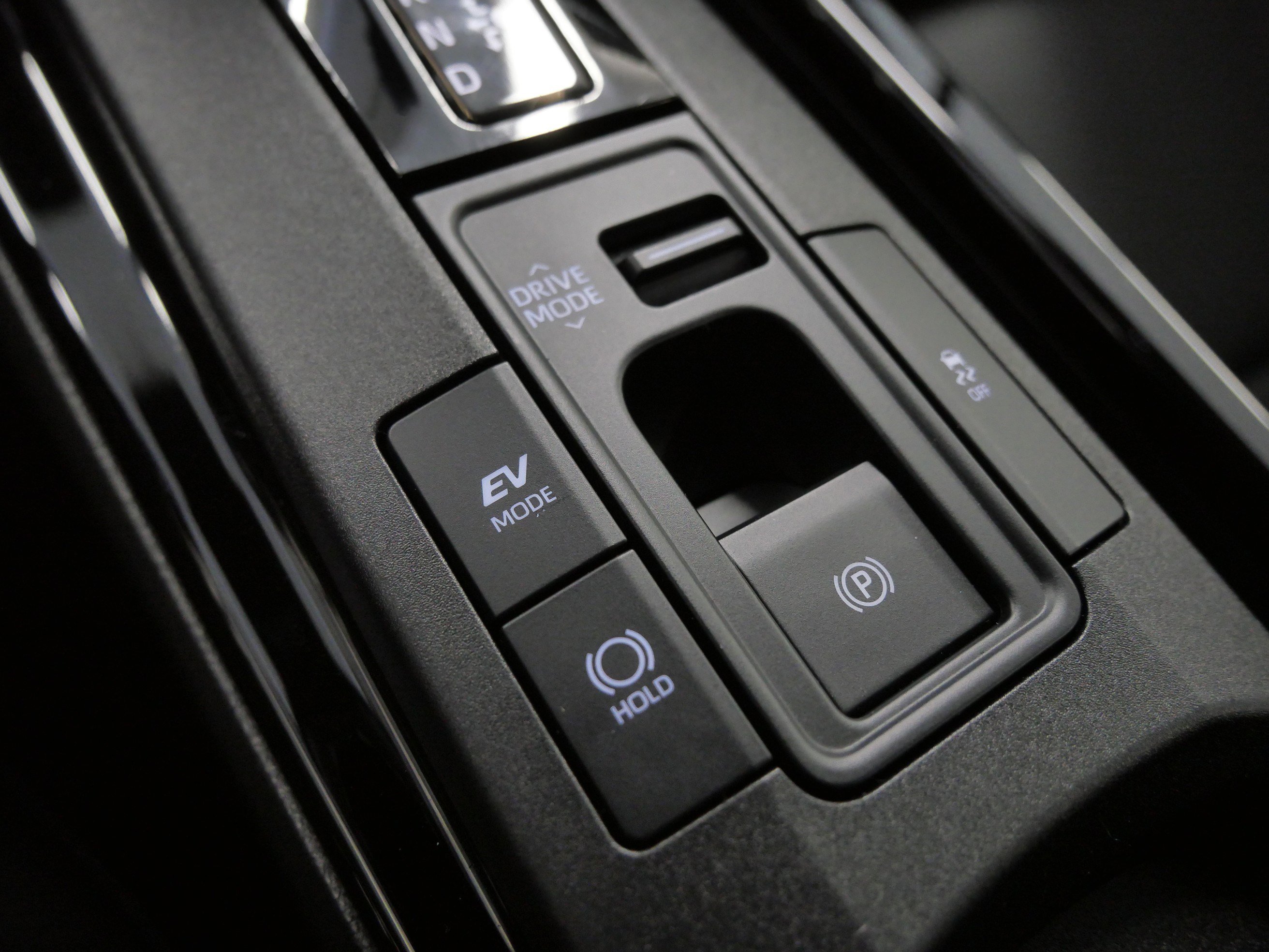 Used 2024 Toyota Prius XLE image 33