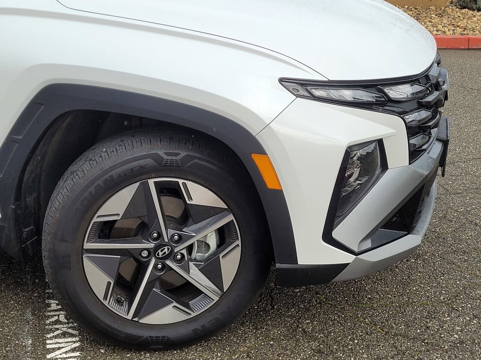 Certified 2025 Hyundai Tucson SEL AWD/4WD image 16