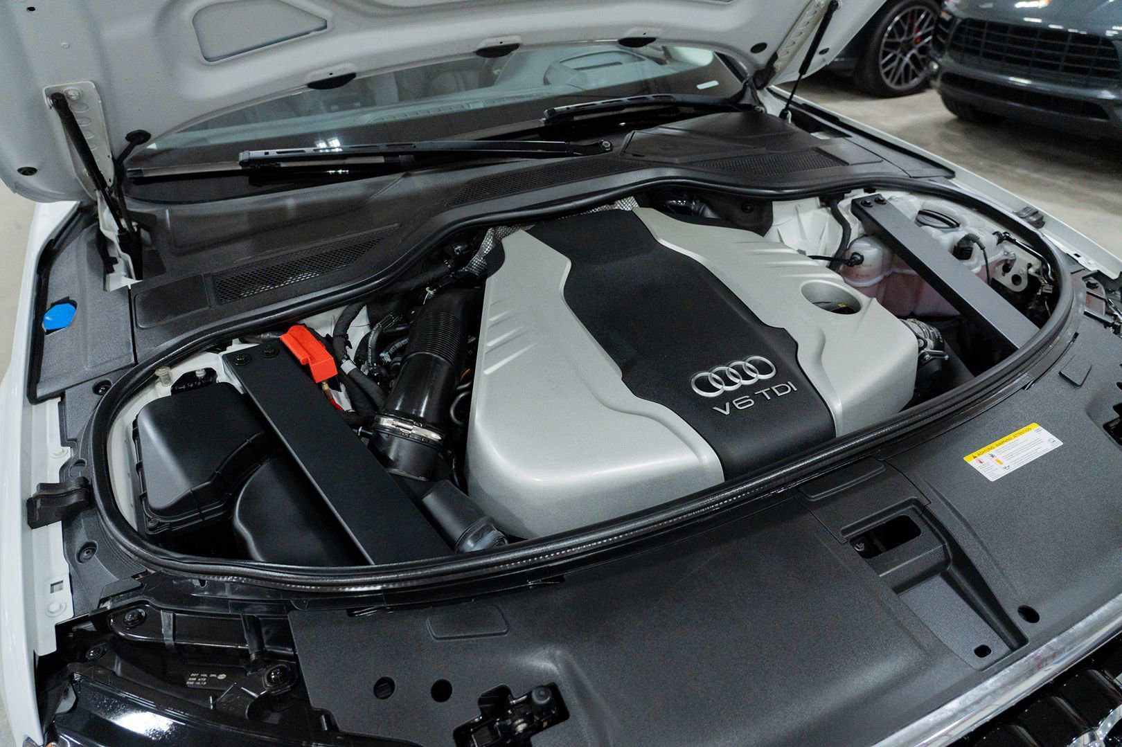 Used 2015 Audi A8 L TDI w/ Premium Package image 46