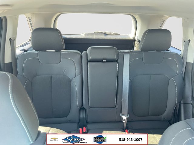 Used 2023 Jeep Grand Cherokee Laredo w/ Luxury Tech Group I AWD/4WD image 17