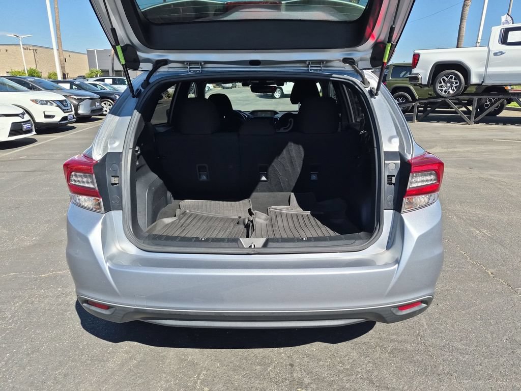 Used 2020 Subaru Impreza 2.0i Sport AWD/4WD image 32