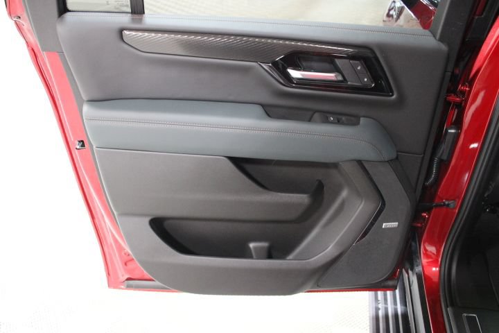 New 2026 GMC Yukon XL AT4 w/ AT4 Premium Plus Package AWD/4WD image 21