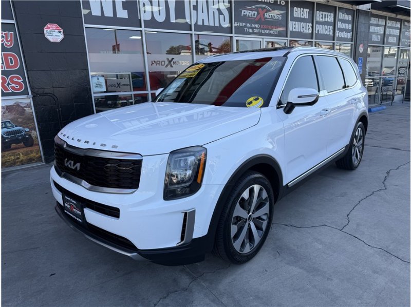 Used 2022 Kia Telluride EX w/ EX Premium Package FWD image 11