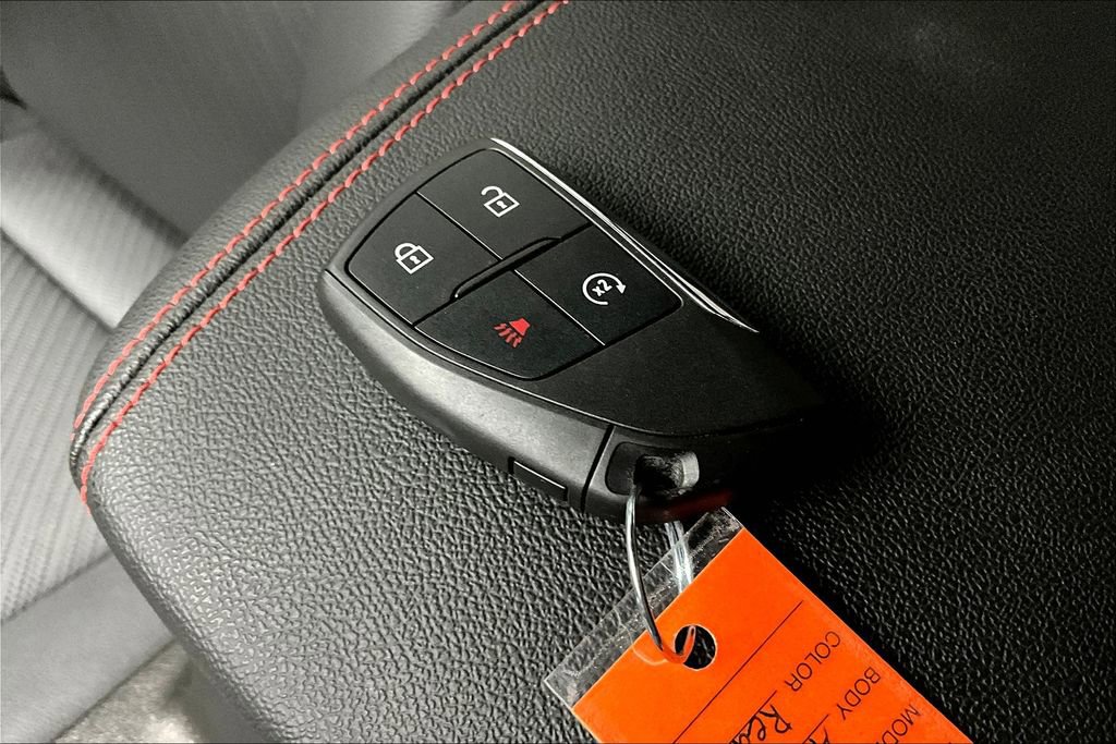 Used 2023 GMC Canyon AT4X image 13