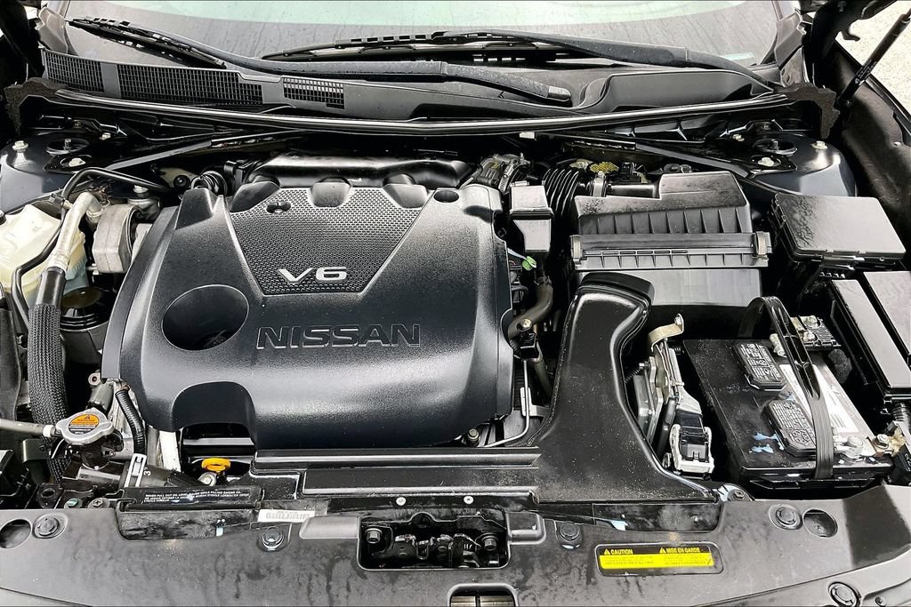 Used 2017 Nissan Maxima 3.5 SV FWD image 31