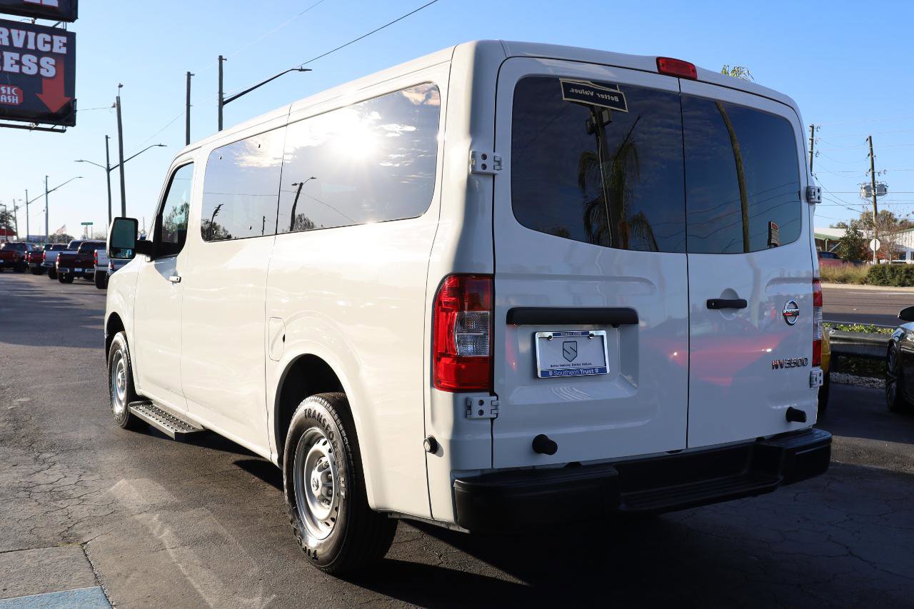 Used 2020 Nissan NV 3500 S image 3