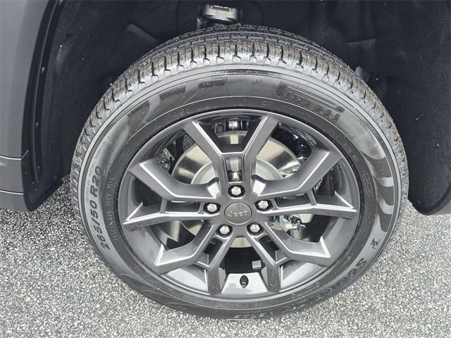 New 2025 Jeep Grand Cherokee L Limited image 8