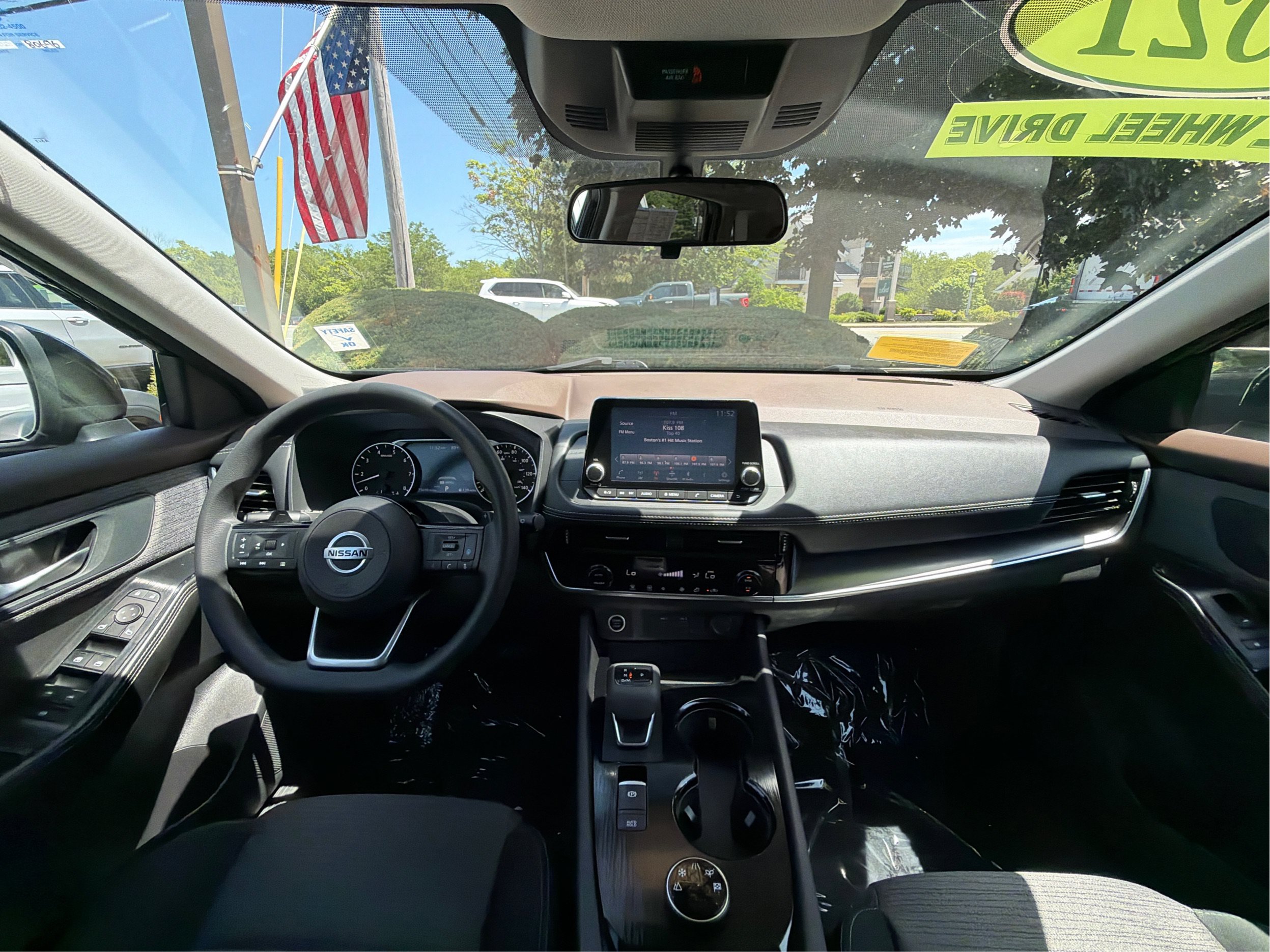 Used 2021 Nissan Rogue SV AWD/4WD image 25