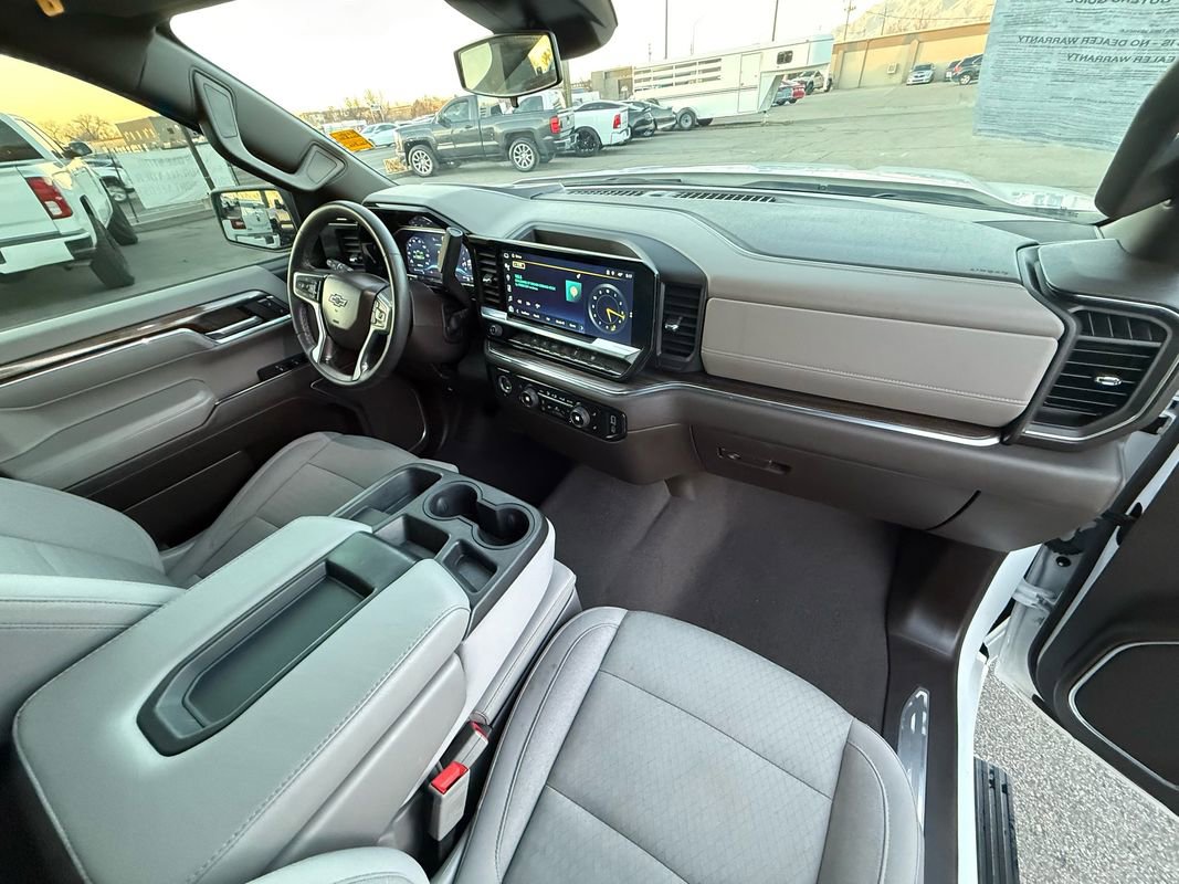 Used 2023 Chevrolet Silverado 1500 RST image 32