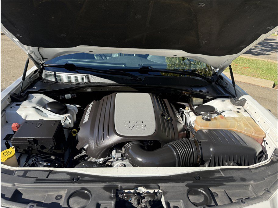 Used 2016 Chrysler 300 S RWD image 14