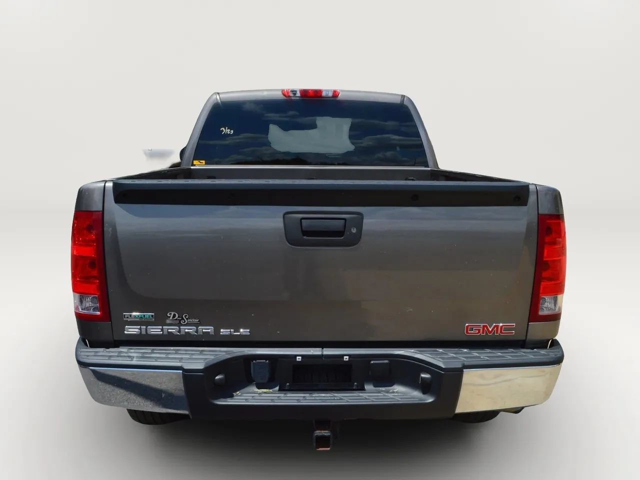 Used 2011 GMC Sierra 1500 SLE w/ Power Tech Package AWD/4WD image 7