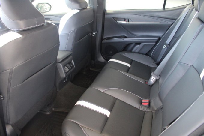 New 2026 Toyota Camry SE image 14