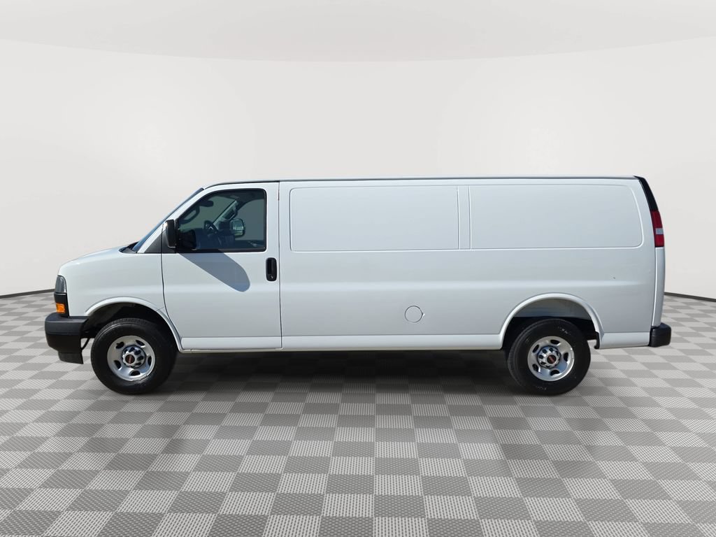 New 2026 GMC Savana 3500 Extended w/ Driver Convenience Package RWD image 4