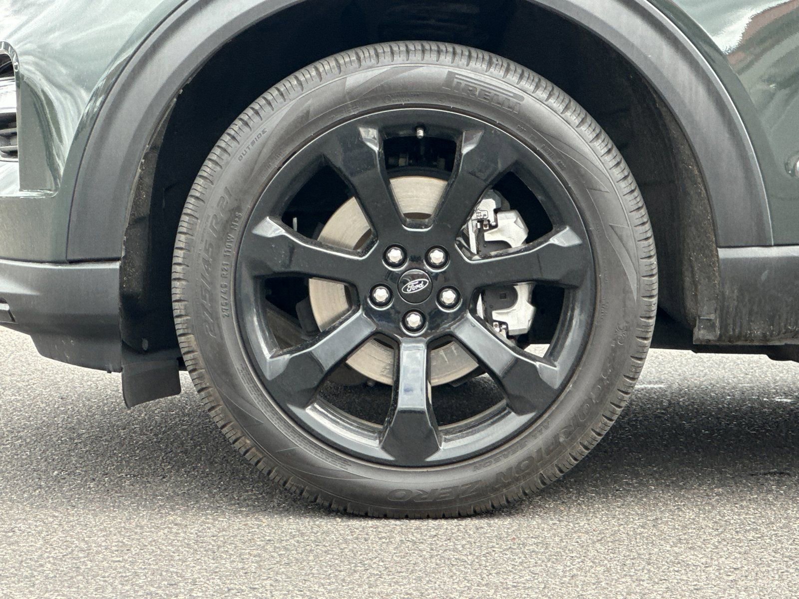 Used 2023 Ford Explorer ST-Line w/ Class IV Trailer Tow Package AWD/4WD image 34