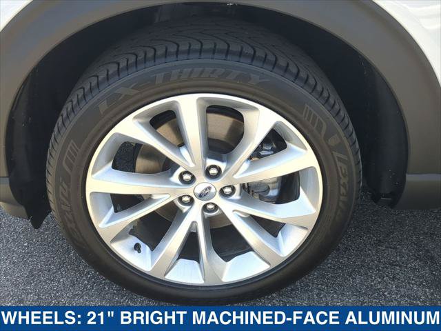 Certified 2023 Ford Explorer Platinum w/ Technology Package AWD/4WD image 9