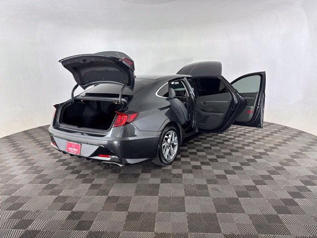 Used 2020 Hyundai Sonata SEL w/ Convenience Package FWD image 14