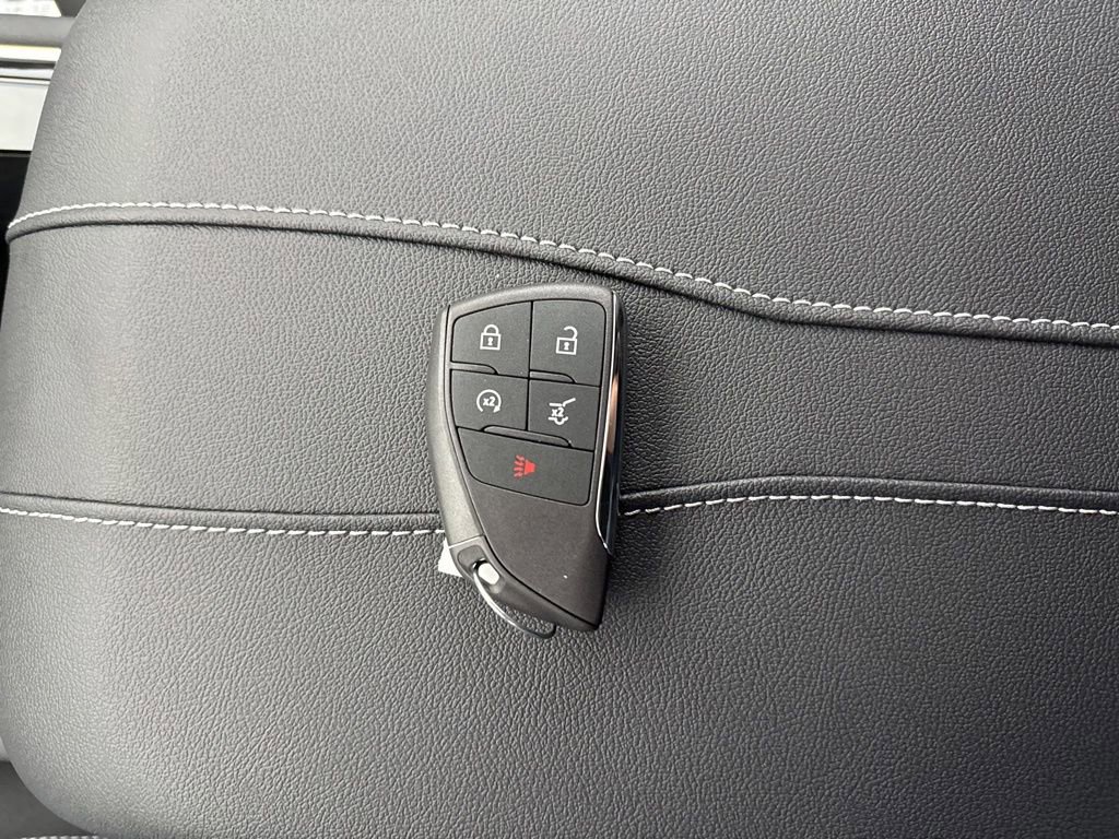 New 2026 Chevrolet Traverse LT w/ Midnight/Sport Edition image 38