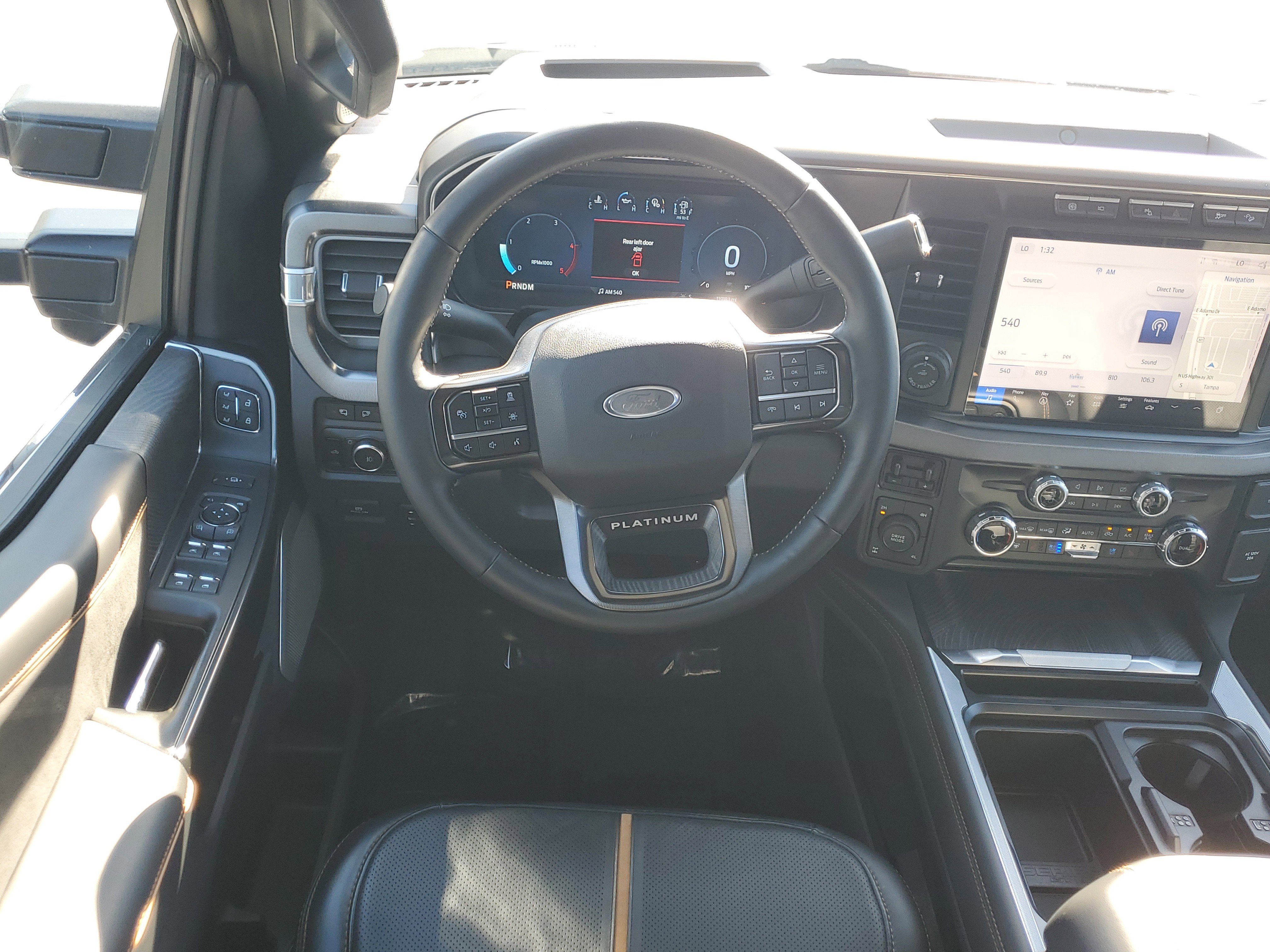 Used 2024 Ford F250 Platinum image 18