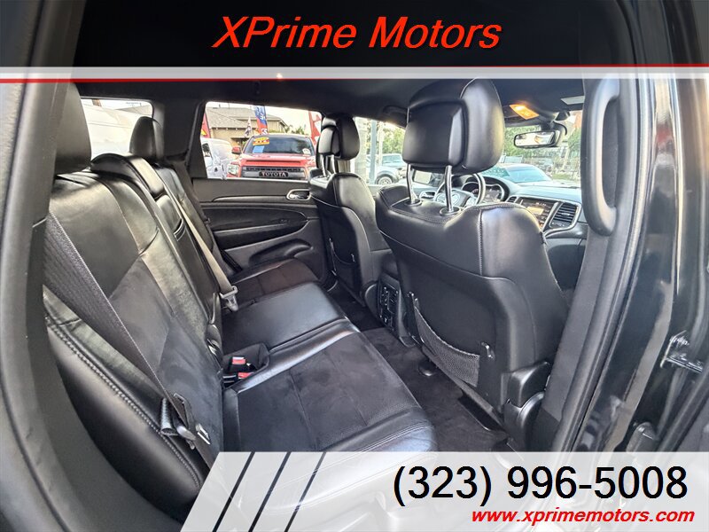 Used 2017 Jeep Grand Cherokee Altitude AWD/4WD image 31