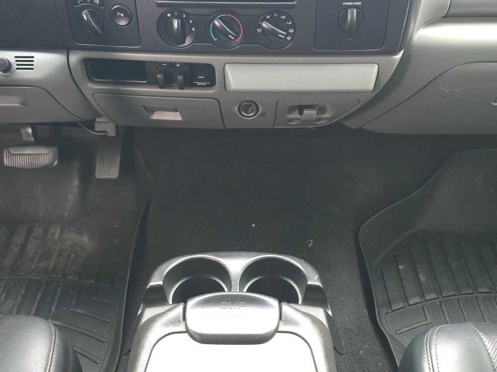 Used 2005 Ford F250 XL AWD/4WD image 14