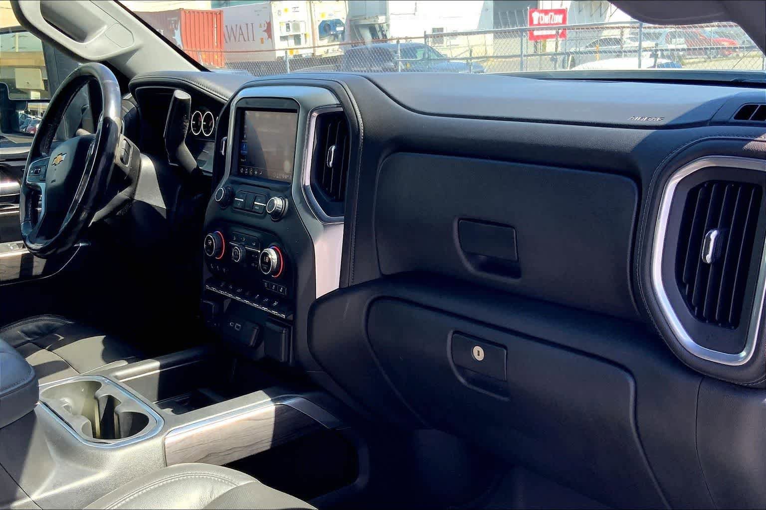 Used 2020 Chevrolet Silverado 2500 LTZ w/ LTZ Plus Package image 23