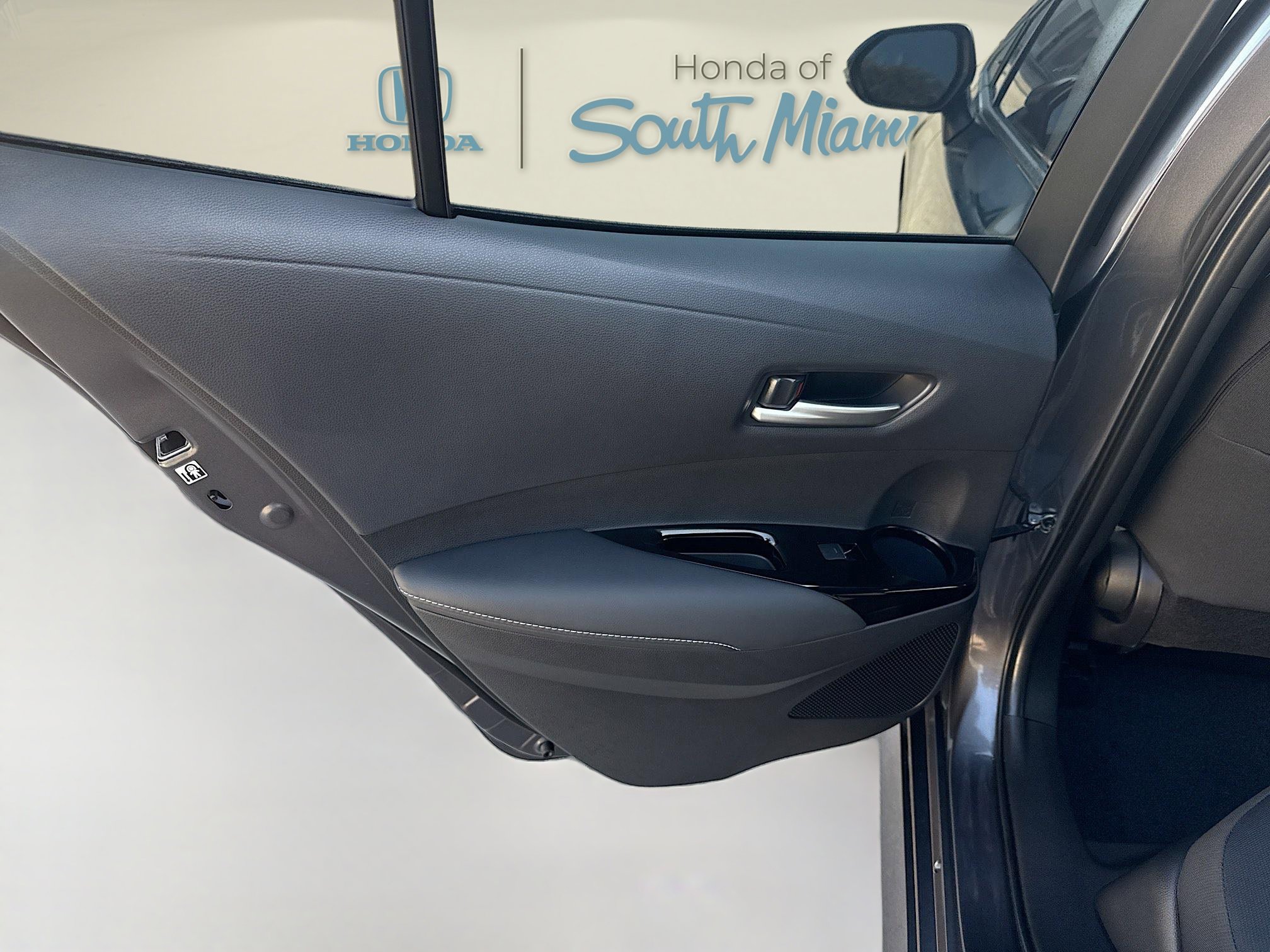 Used 2025 Toyota Corolla SE image 24