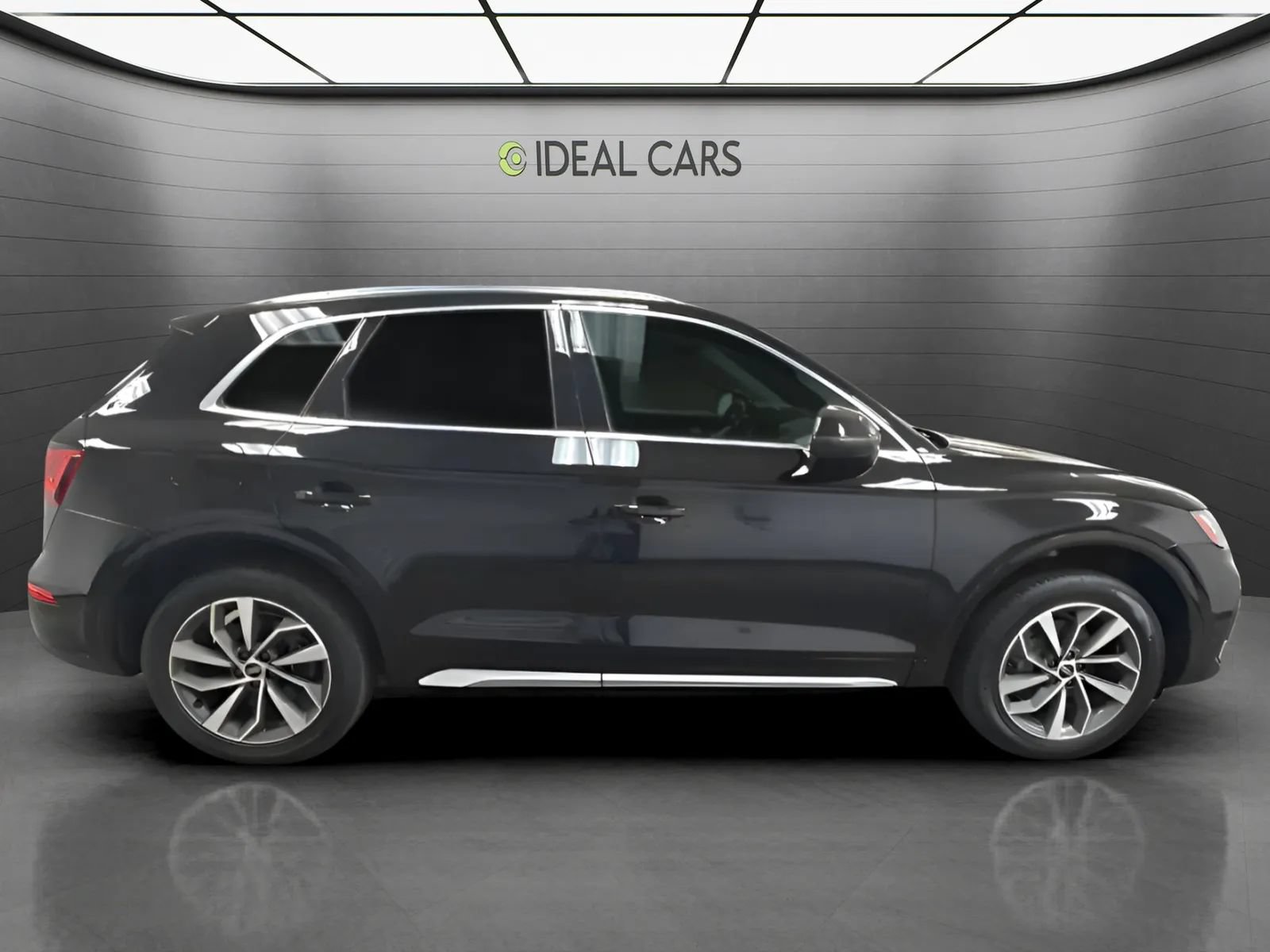 Used 2021 Audi Q5 2.0T Premium Plus w/ Premium Plus Package AWD/4WD image 4