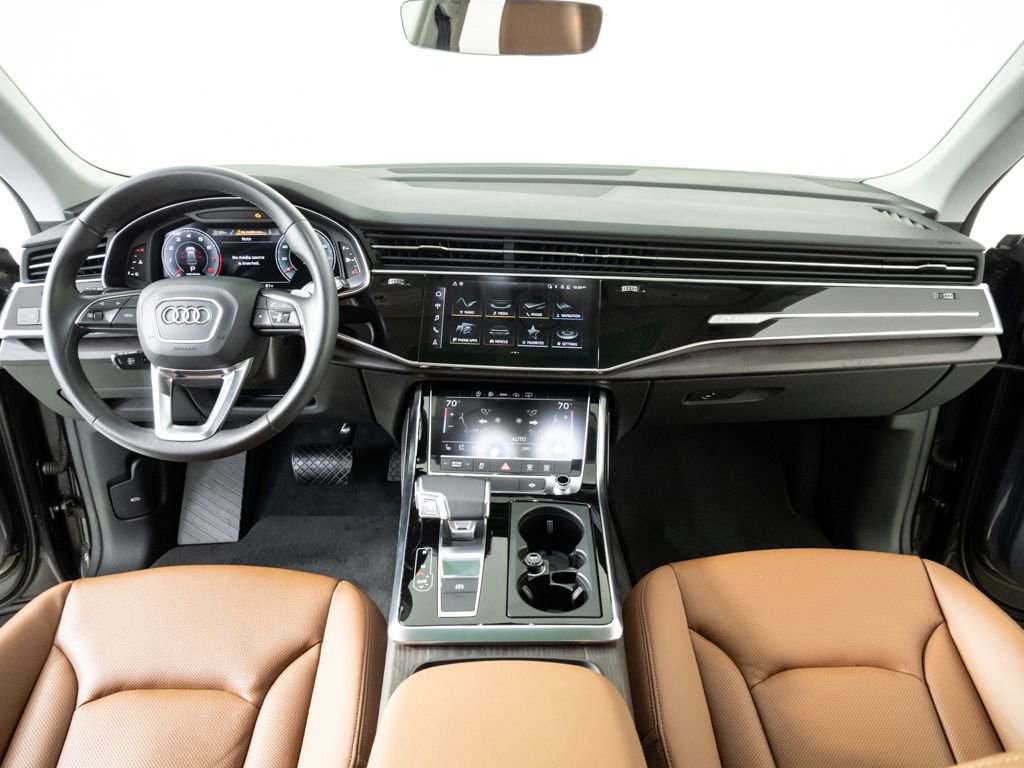 Used 2022 Audi Q8 Premium Plus w/ Premium Plus Package image 18