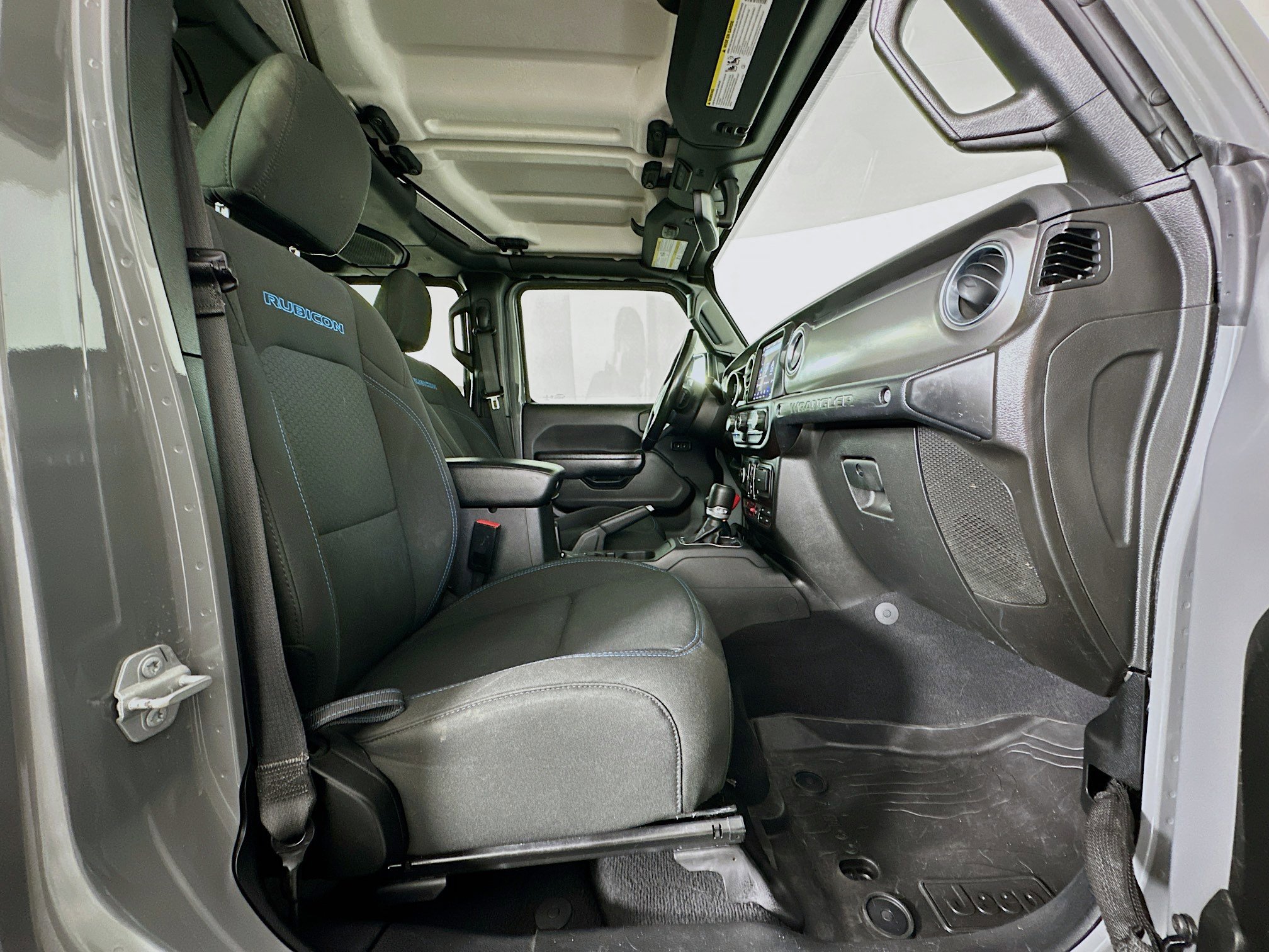 Used 2023 Jeep Wrangler Unlimited Rubicon 4xe w/ Steel Bumper Group image 30