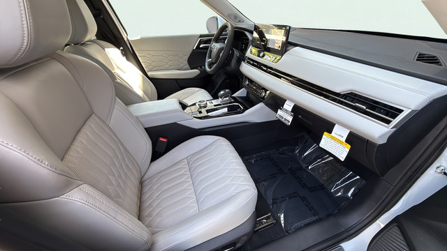 New 2026 Mitsubishi Outlander SEL AWD/4WD image 22