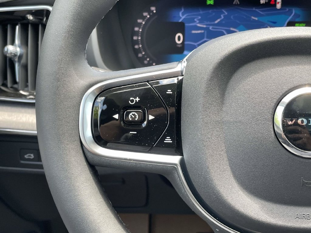 New 2026 Volvo XC90 B6 Ultra w/ Protection Package Premier AWD/4WD image 39