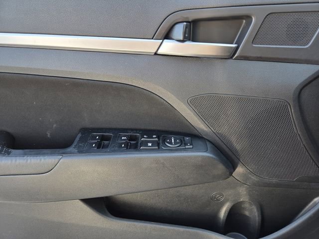 Used 2020 Hyundai Elantra SEL w/ Cargo Package (C1) image 24