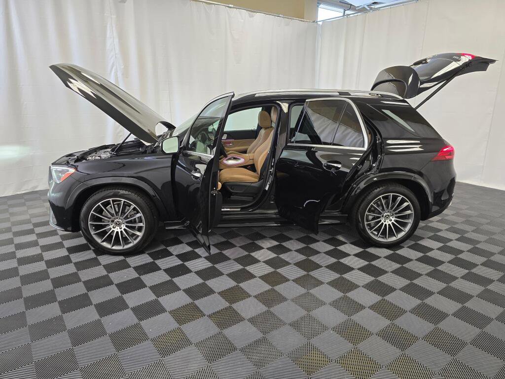 Used 2024 Mercedes-Benz GLE 580 4MATIC image 12