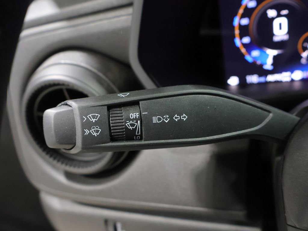 Used 2025 Chevrolet Colorado Trail Boss image 36