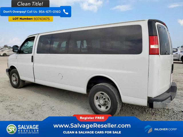 Used 2017 Chevrolet Express 3500 LT w/ LT Preferred Equipment Group image 3