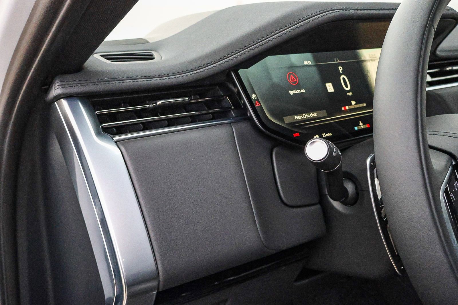 New 2025 Land Rover Range Rover SE image 33