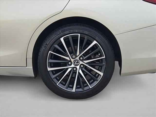 Used 2023 Lexus ES 300h w/ Premium Package FWD image 22