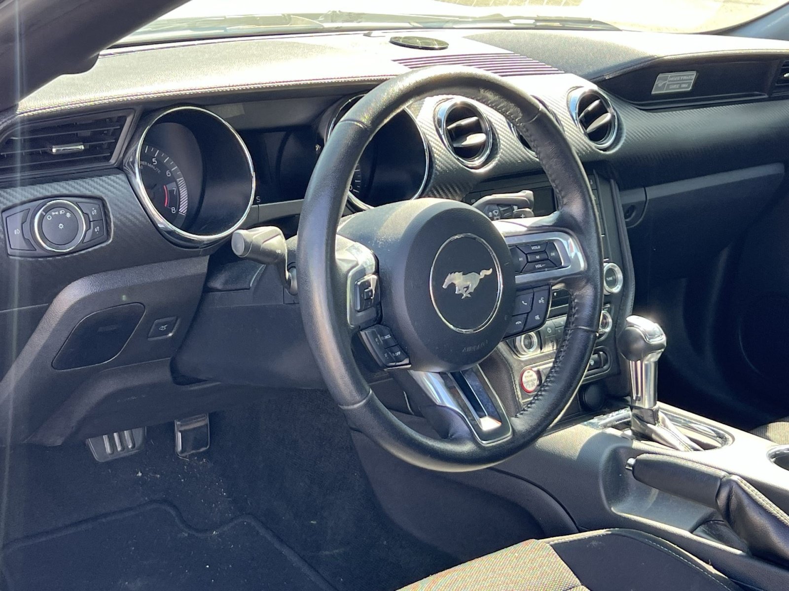 Used 2016 Ford Mustang Coupe w/ Equipment Group 051A RWD image 16