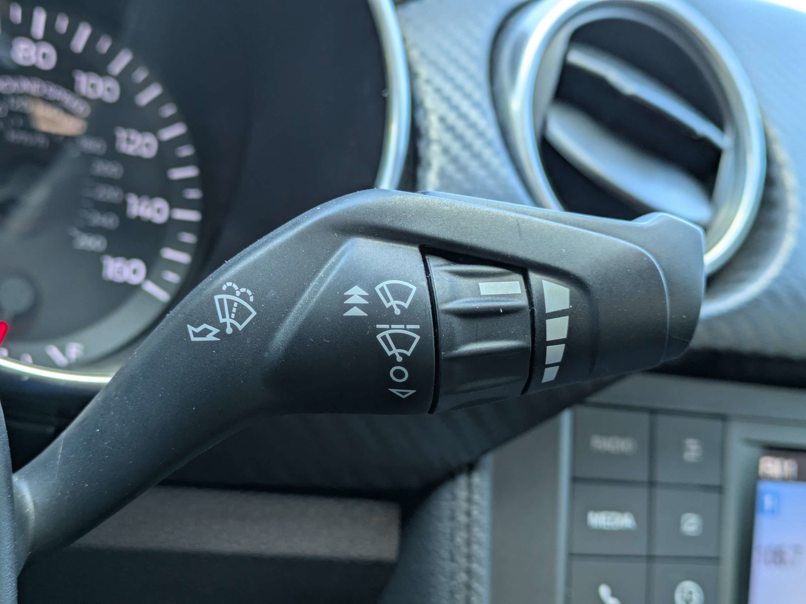 Used 2019 Ford Mustang EcoBoost image 26