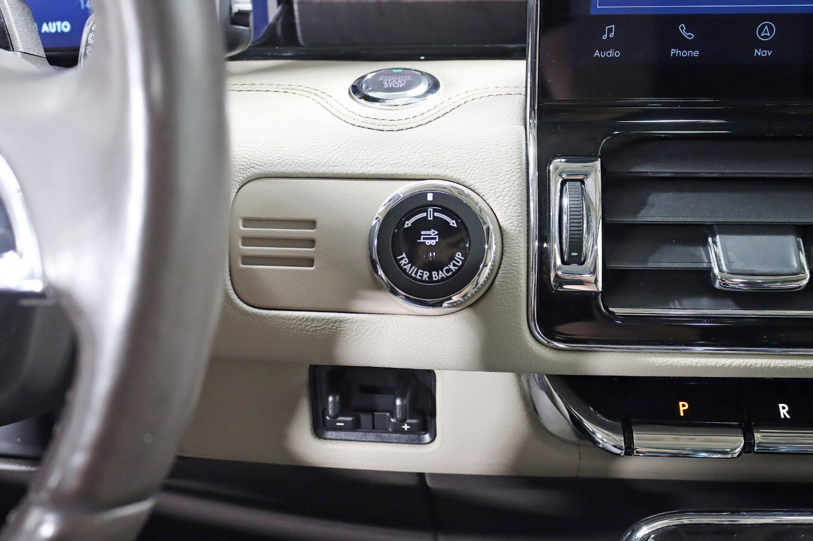 Used 2022 Lincoln Navigator L Reserve image 27